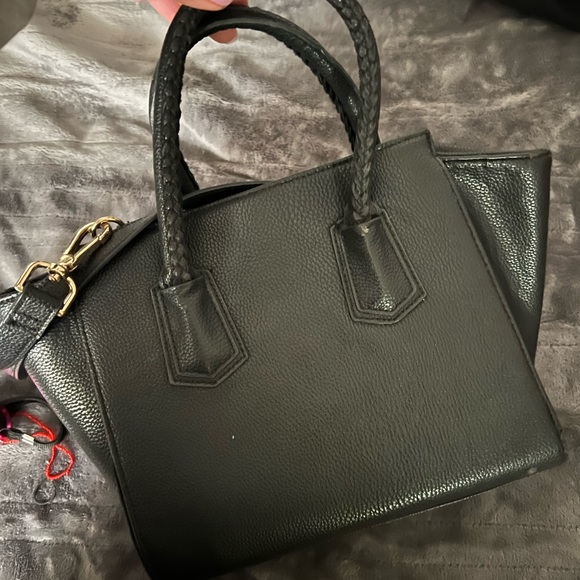 CUTE BAG 💕💕 - Picture 3 of 4